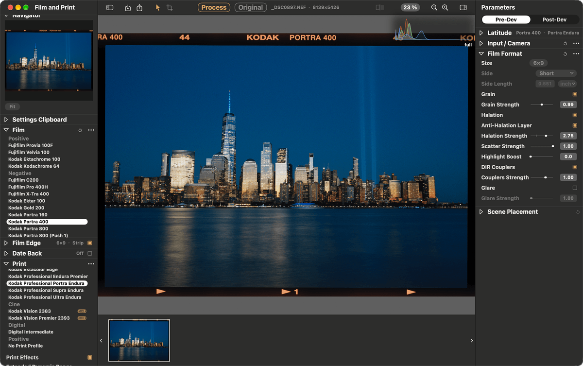 The SpektraLab window: Lower Manhattan at dusk on Kodak Portra 400, printed on Kodak Portra Endura, with the Film and Print rail on the left and the Parameters rail on the right.